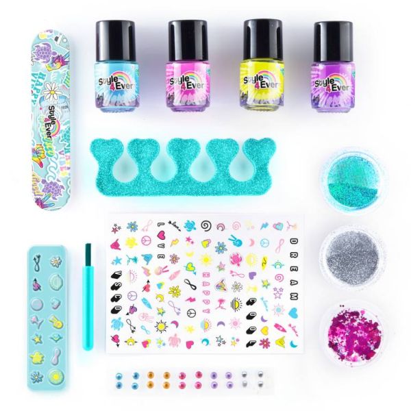 MANICURE SET