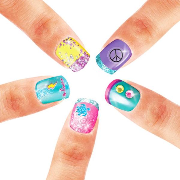 MANICURE SET